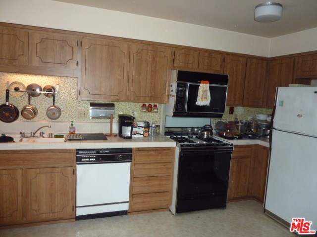 For Sale: 5026 Butterfield Ct Culver City, CA 90230