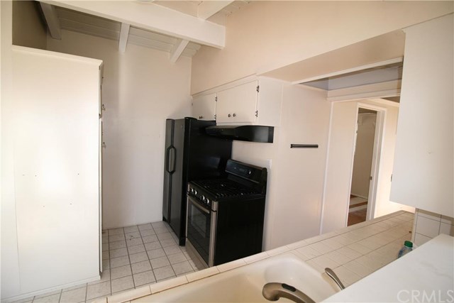 200 Moonstone St, Manhattan Beach CA 90266