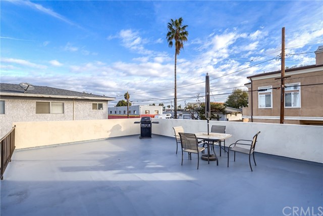 2623 Vanderbilt Ln