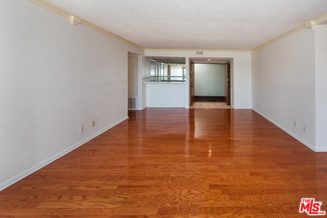 8828 Pershing Dr #301