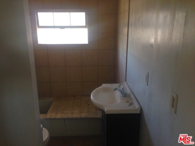 204 Lime St #6