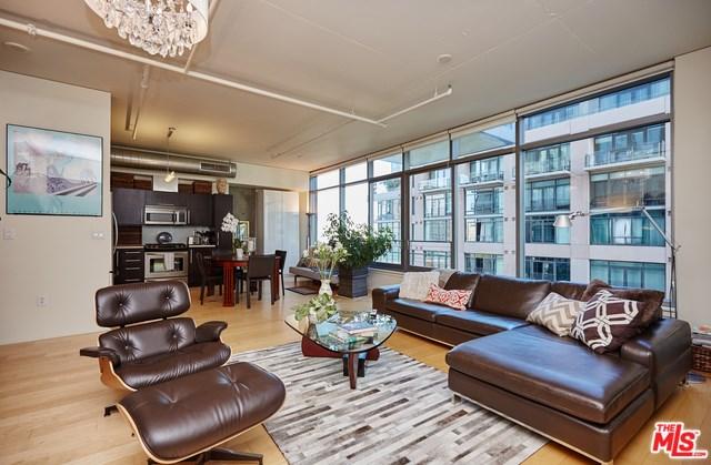 645 W 9th St #226