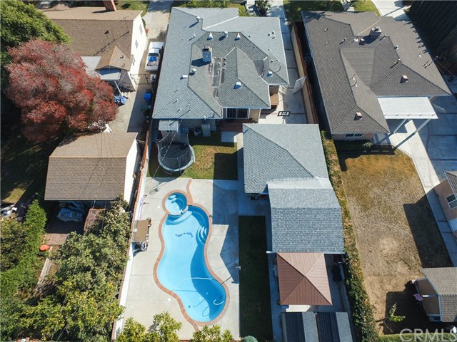 8709 Calmada Ave