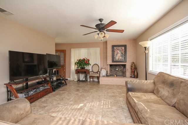 12023 Carmenita Rd