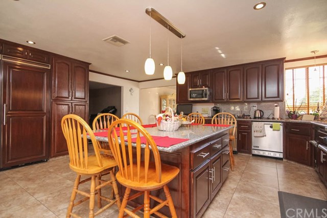 12023 Carmenita Rd