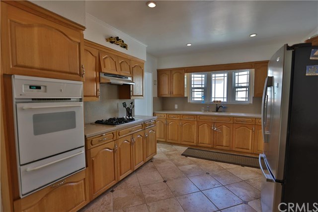 For Sale: 10905 Loch Avon Dr Whittier, CA 90606