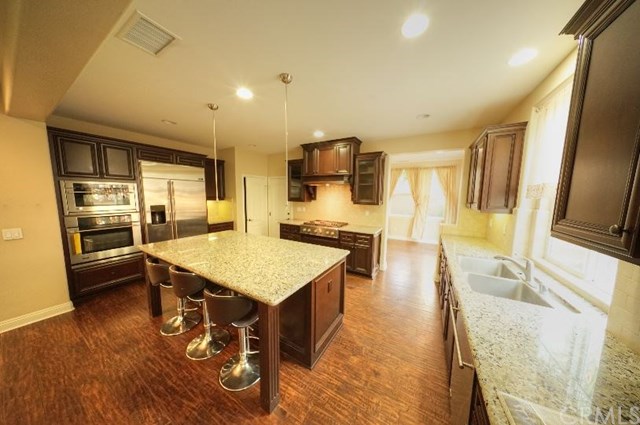 1341 Wisteria Ave