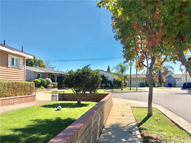312 Granada Ct