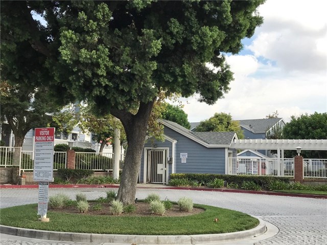 12938 Sycamore Village Dr