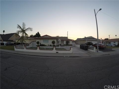 12642 Palm St