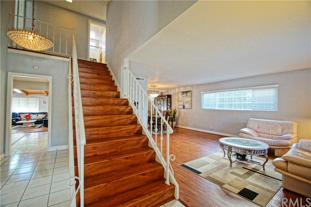 17105 Alfred Ave