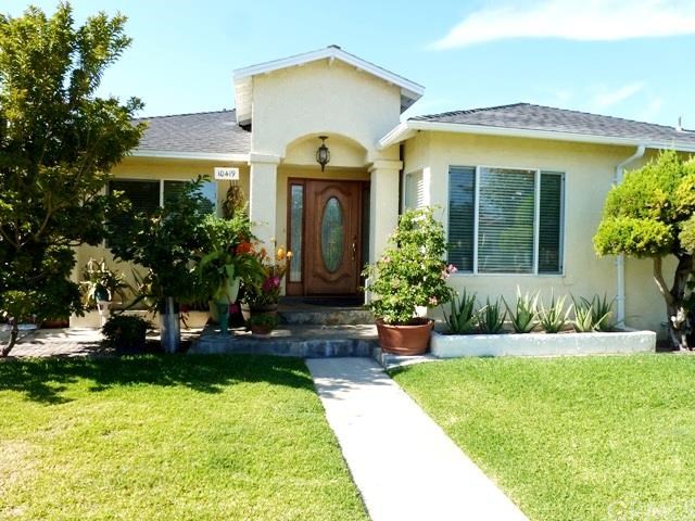 For Sale: 10419 Somerset Blvd Bellflower, CA 90706