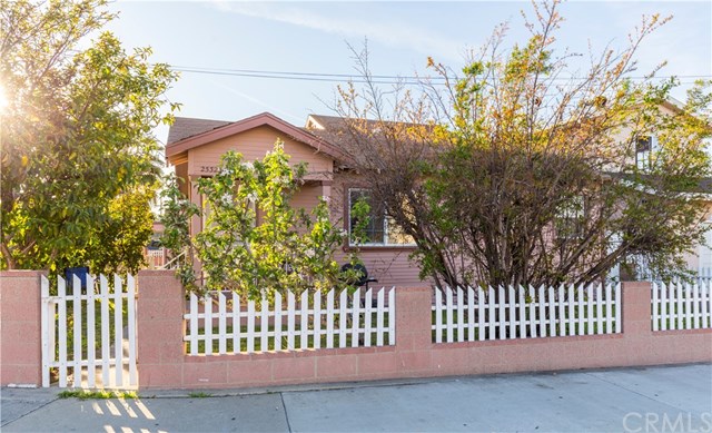 4455 Los Feliz #202