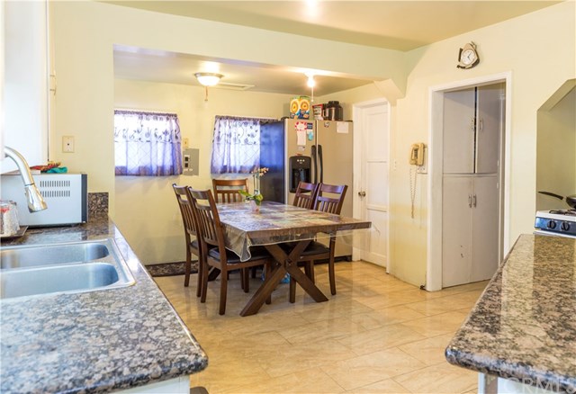 4455 Los Feliz #202