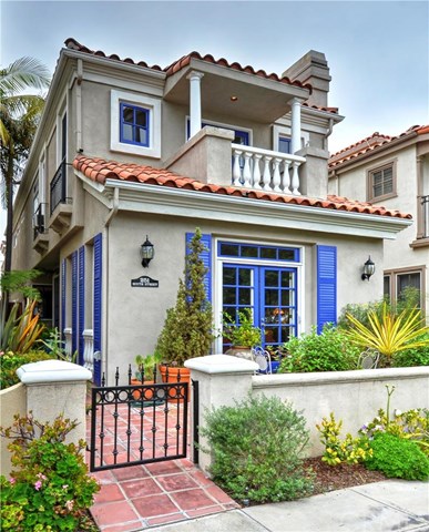 For Sale: 251 6th St Seal Beach, CA 90740