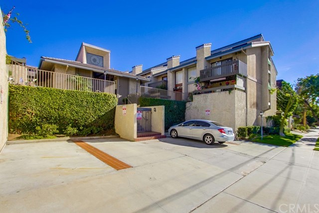 2298 Rose Ave #114