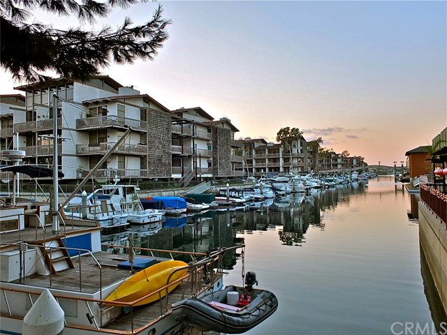 5107 Marina Pacifica Dr