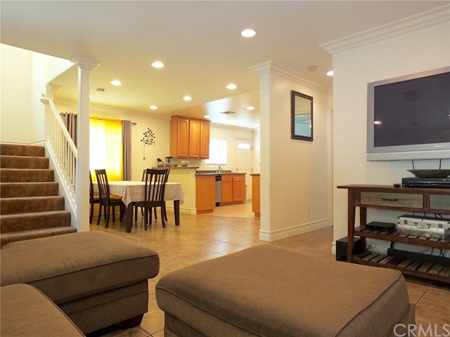 4240 N Virginia