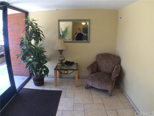 For Sale: 3501 E Ransom St #APT 306 Long Beach, CA 90804