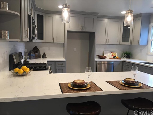 For Sale: 2860 Pacific Ave Long Beach, CA 90806