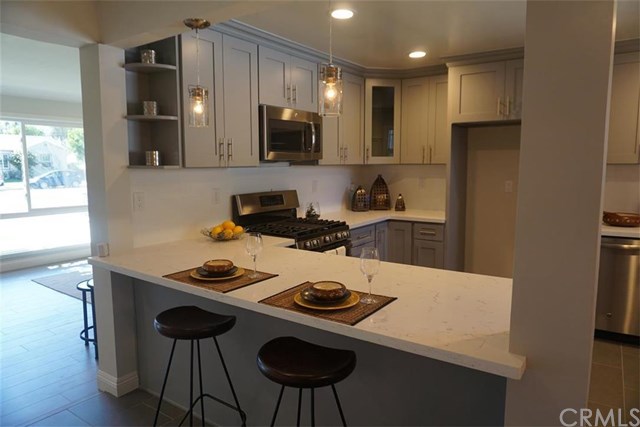 For Sale: 2860 Pacific Ave Long Beach, CA 90806