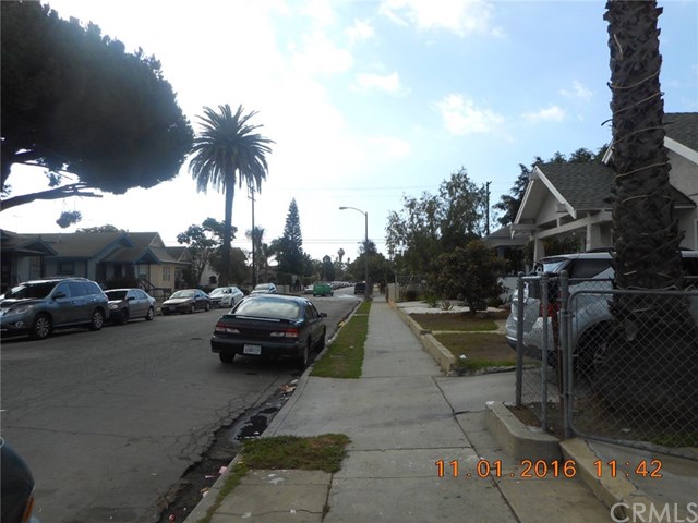 2227 Lime Ave