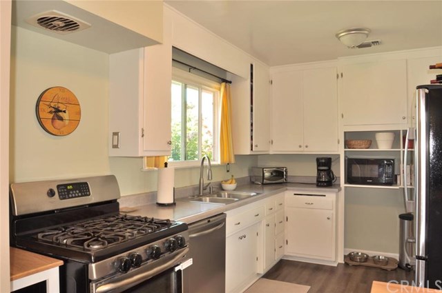 For Sale: 3160 Iroquois Ave Long Beach, CA 90808