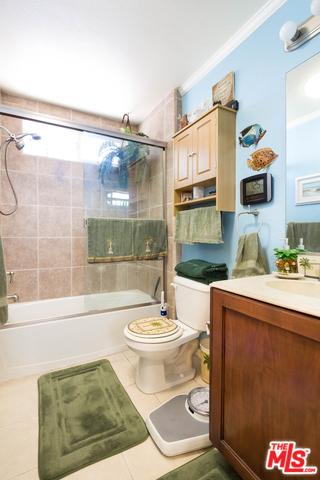 1100 Walnut Ave #6