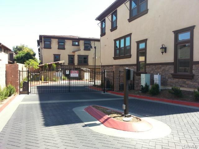 930 Kingsley Dr