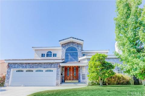 253 W Naomi Ave
