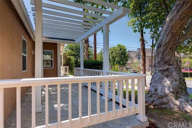 116 N Sunset Pl
