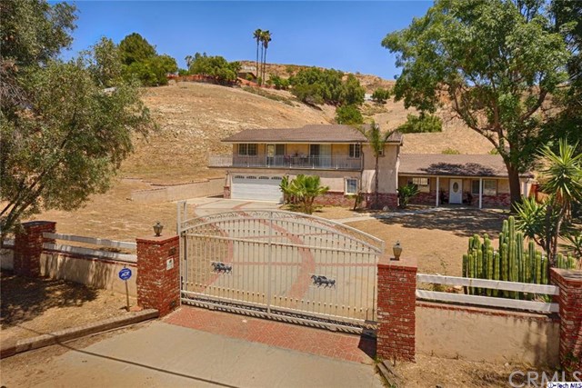 For Sale: 11078 Mcbroom St Sunland, CA 91040