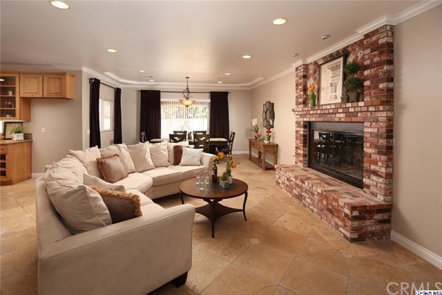 For Sale: 11078 Mcbroom St Sunland, CA 91040