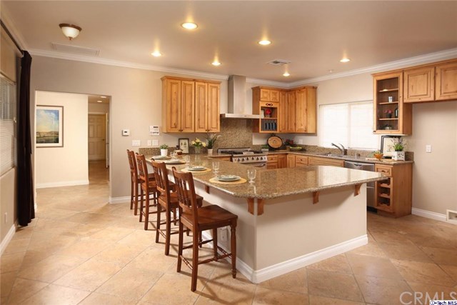 For Sale: 11078 Mcbroom St Sunland, CA 91040