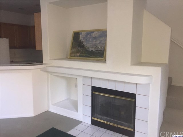 1100 Rosewalk Way