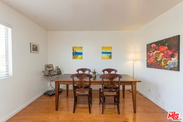 300 N El Molino Ave #326