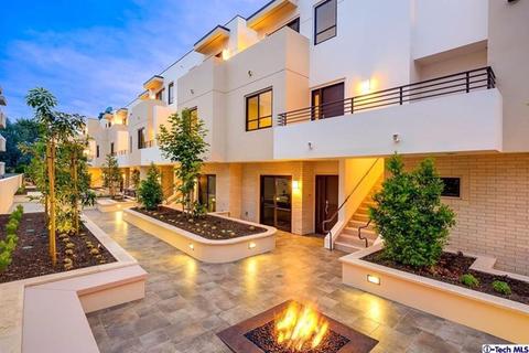 2428 Del Mar Blvd #204