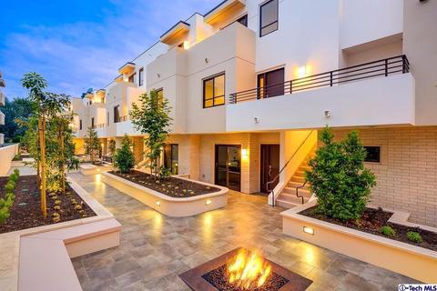 2428 Del Mar Blvd #204