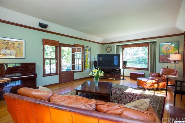 1225 Alta Paseo