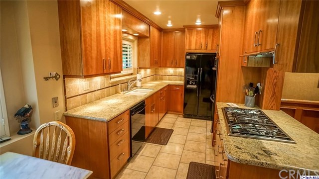 351 Parkwood Dr