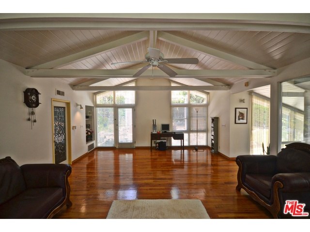 For Sale: 2749 E Chevy Chase Dr Glendale, CA 91206