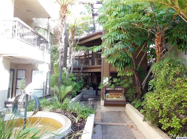 236 N Louise St #212