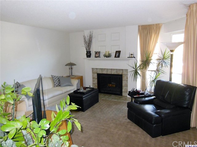 236 N Louise St #212