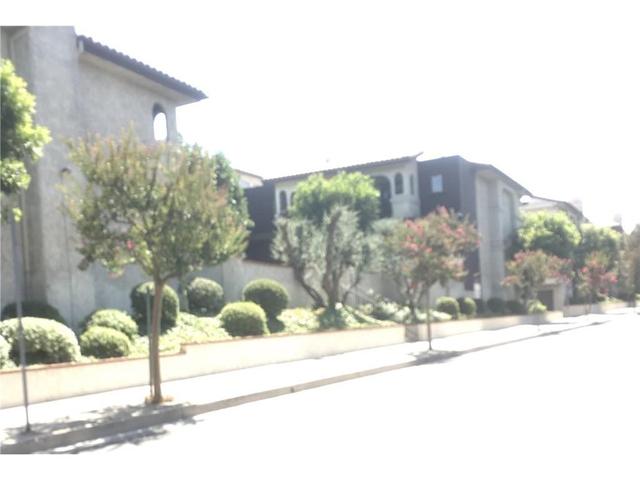 5315 Zelzah Ave #14