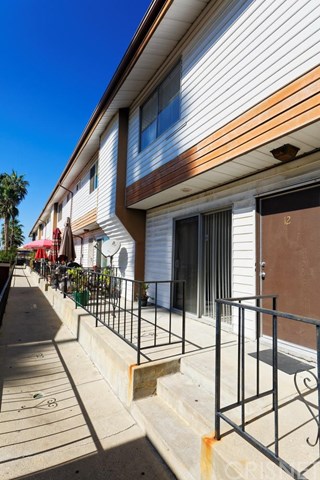 7115 Etiwanda Ave #12
