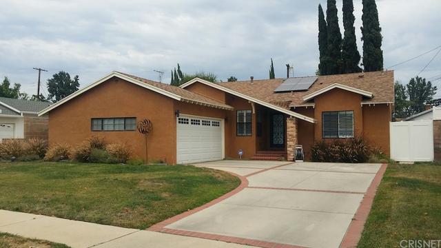 8843 Swinton Ave