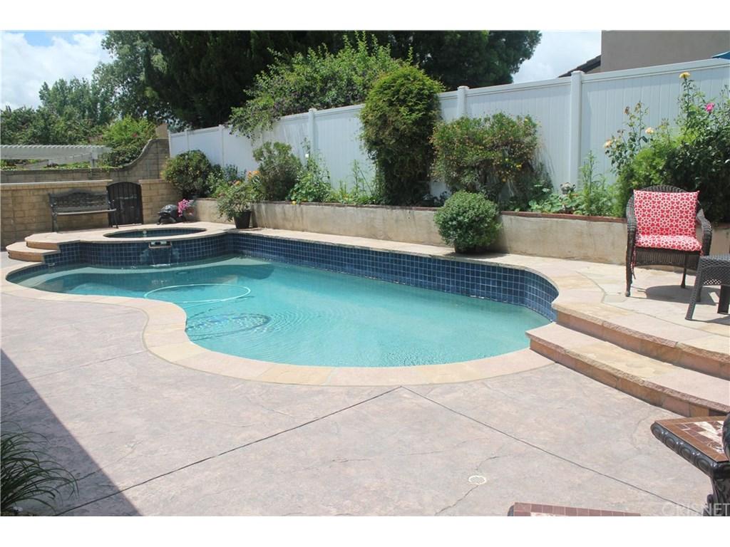 25651 Avenida Jolita