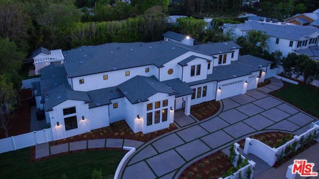 4540 Encino Ave
