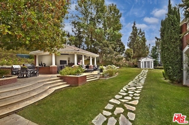 1096 Lakeview Canyon Rd
