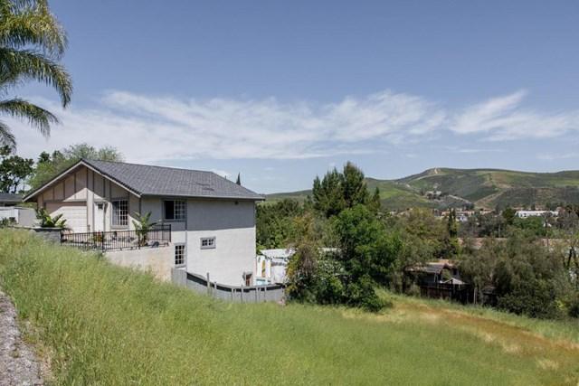 3215 Royal Oaks Dr